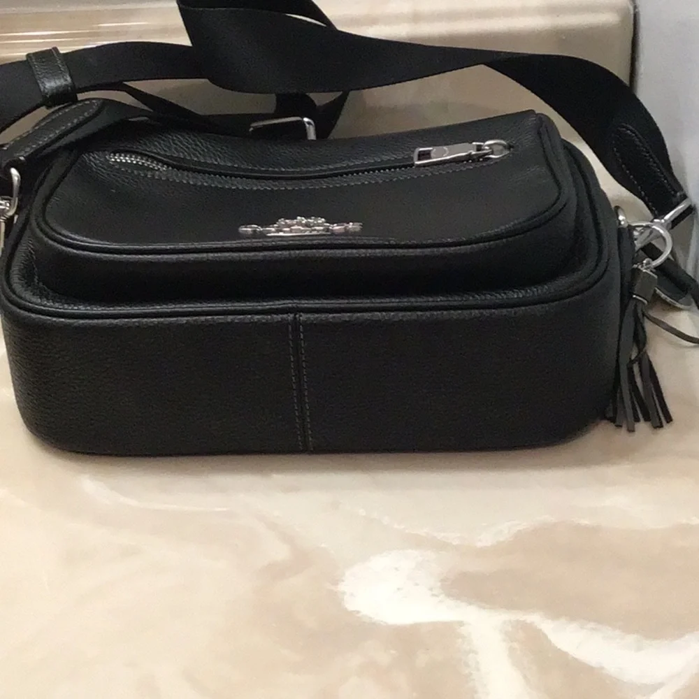 New Coach ladies Black Leather Crossbody Bag. - Picture 8 of 10